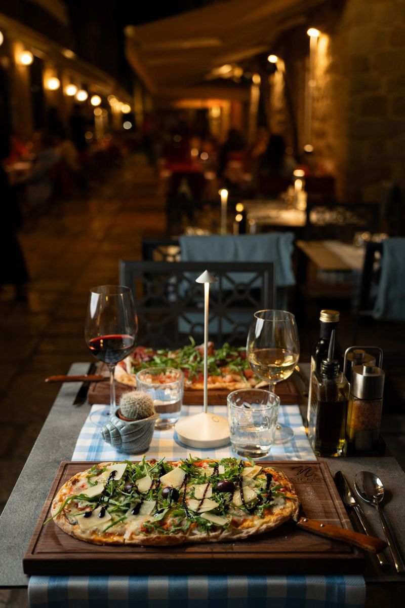 PIZZA - PINSA ROMANA